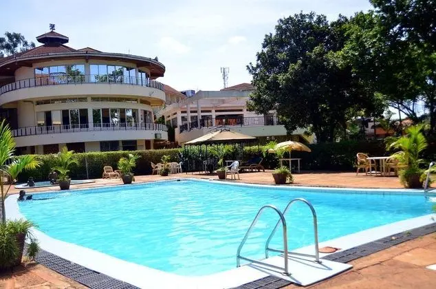 Fairway Hotel