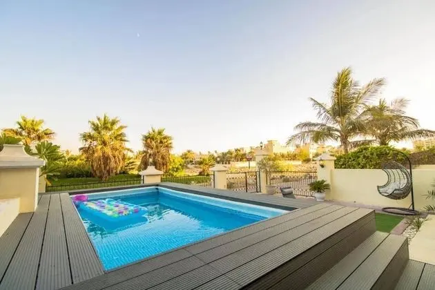 Fairways 5 Bedroom Villa With Plunge Pool And Bbq