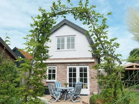 Fairy Tale Holiday Home in Bergen With Terrace