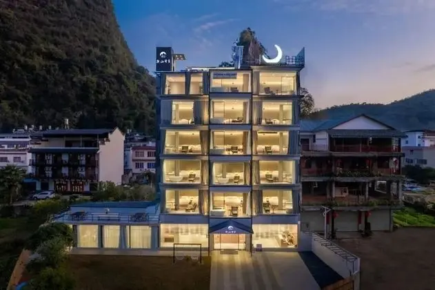 Fairyland Hotel