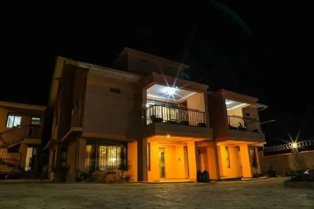 Faith Homes Hotel - Dış Mekan