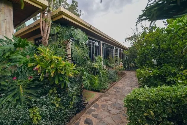 Falcon Heights Hotel