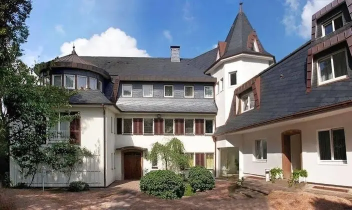 Hotel Villa Falkenberg - 1