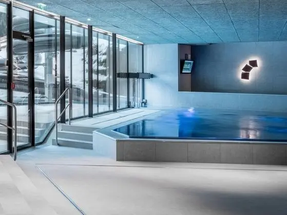 Falkensteiner Hotel Montafon - The Leading Hotels of the World - Havuz