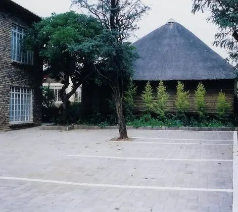 Falling Feather Inn - Dış Mekan