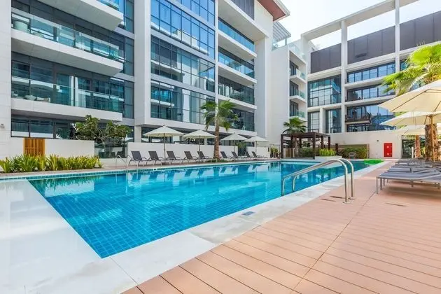 FAM Living - City Walk Mall - Havuz