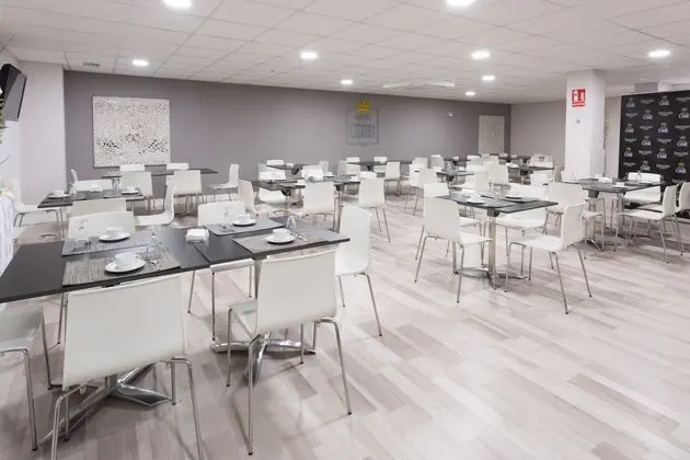 Hotel Familia Conde