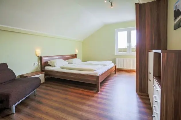 Familien Erlebnishof Büdlfarm - Oda
