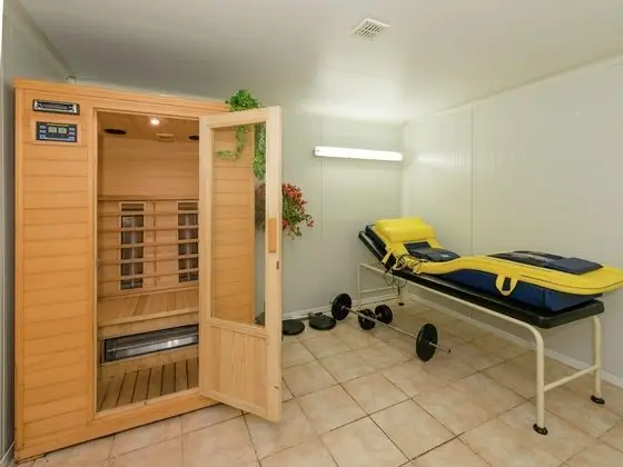Famililale Ideal Home for Family Gatherings - Spa