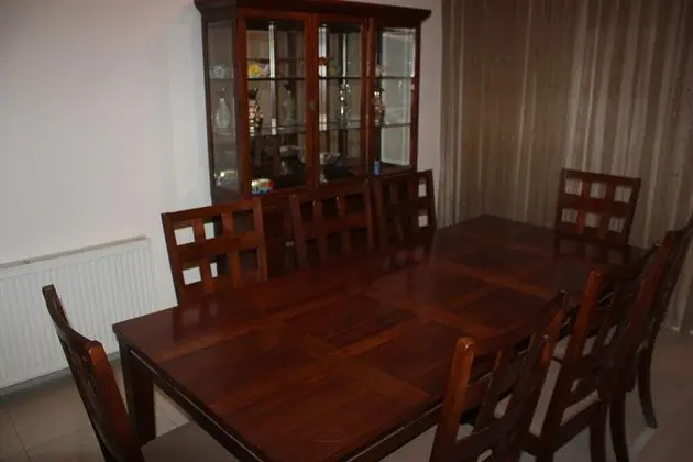 Family A like Spacious apartment - Oda Düzeni