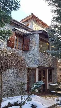 Family Abode for Vacation in Arachova - Dış Mekan