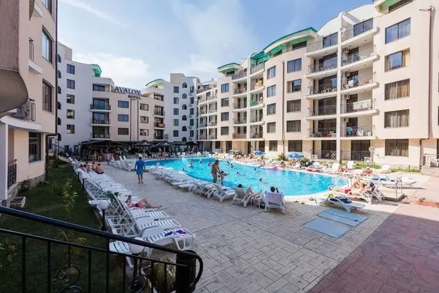 Family Apartment in Avalon Complex - Dış Mekan