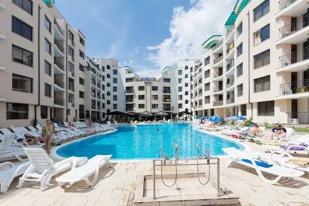 Family Apartment in Avalon Complex - Havuz