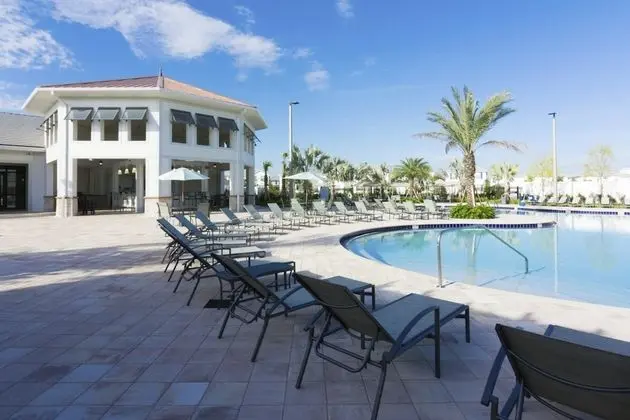 Family  Apartment at Storey Lake 272969