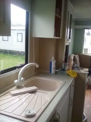 Family dog Friendly sea Beach Caravan in Camber - Mutfak