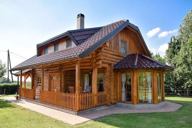 Family Friendly Hazelnut House