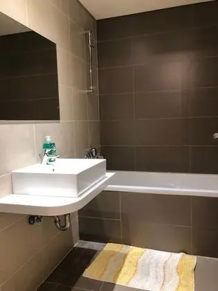 Family-Friendly Home in Greater Beirut - Banyo Tipleri