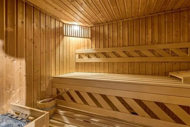 Family Friendly Stane's Lair - Spa