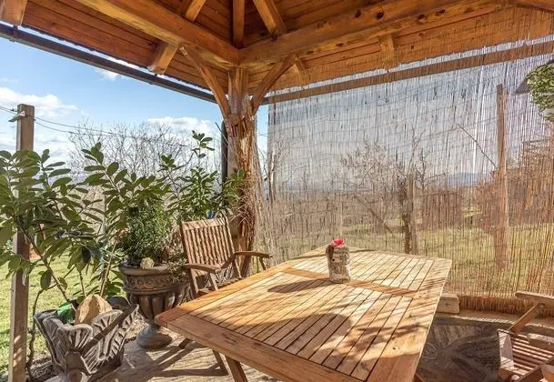 Family Friendly Vineyard House Bahor - Yerinde Yemek