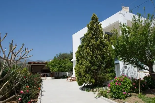 Family Holidays House Koutsouras by GHH - Dış Mekan