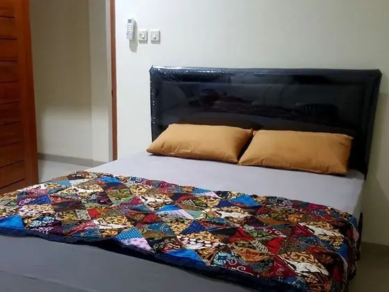 Family Home Ratmono JIH