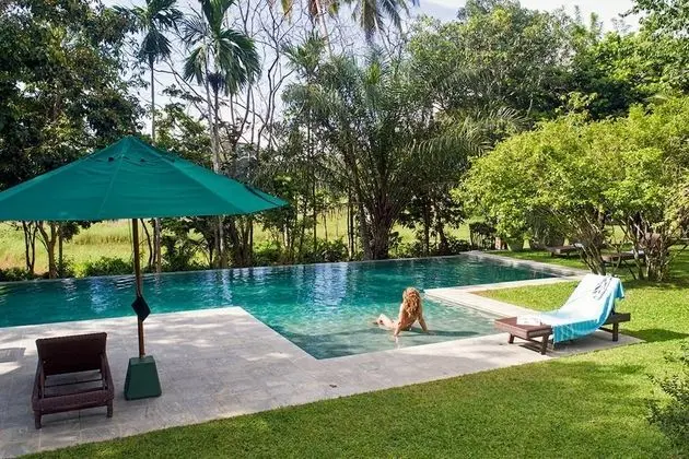 Family House With Large Garden In A Peaceful Setting