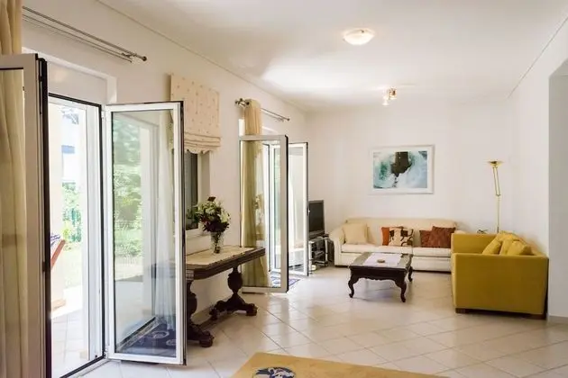 Family House near the Beach