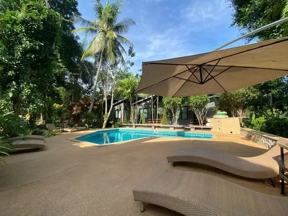 FAMILY HOUSE PAI