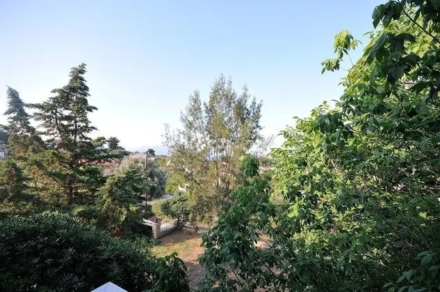 Family Maisonette with Pool near Beach - Dış Mekan