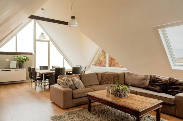 Family Villa Near the Ijsselmeer and Forrest - Oda