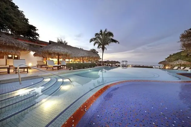 Family Selection at Grand Palladium Vallarta Resort & Spa - All Inclusive - Havuz