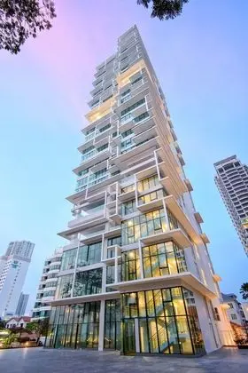 Family Suite Sunrise Gurney Penang - Dış Mekan