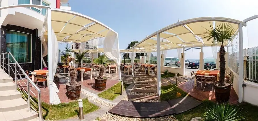 Family Hotel Sunday - Lobi