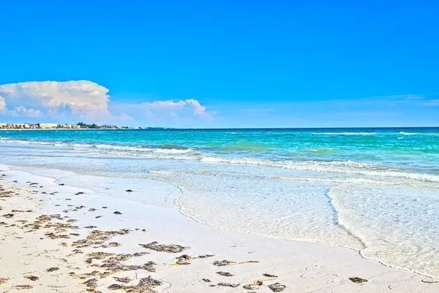 Family Tides by Beachside Management - Plaj