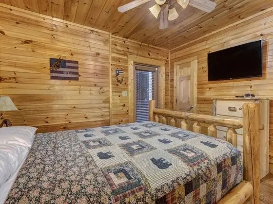 Family Ties Lodge by Jackson Mountain Homes - Oda