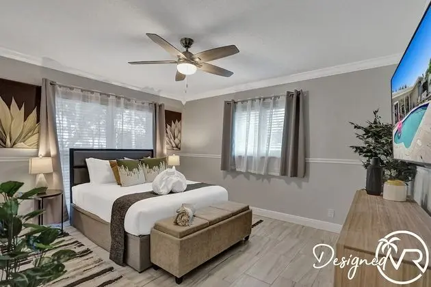Family vacation 6 Br with Heated Pool - Oda