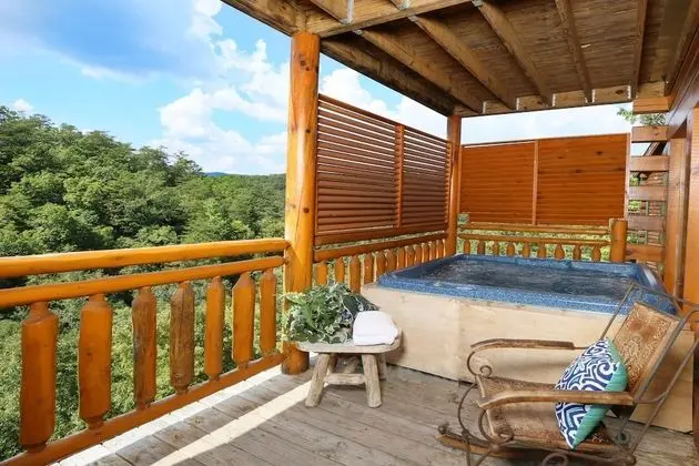 Family Valley Lodge - Six Bedroom Cabin - Spa