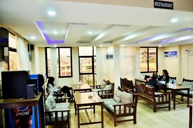 Famous House Kathmandu - Öne Çıkan Resim