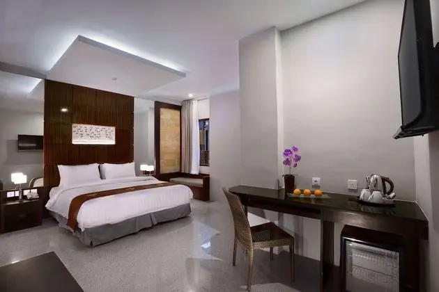 Famous Hotel Kuta - Oda