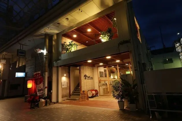 fan ABURATSU Sports Bar & Hostel