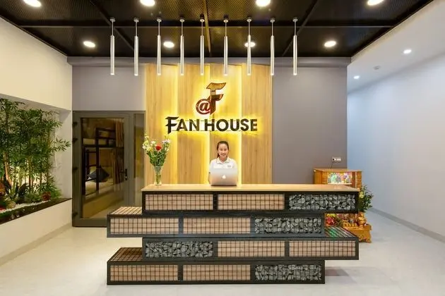 Fan House - Hostel - Lobi
