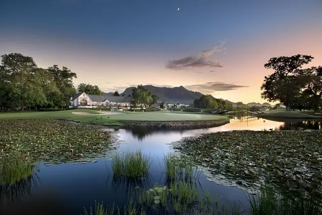 Fancourt hotel - Öne Çıkan Resim