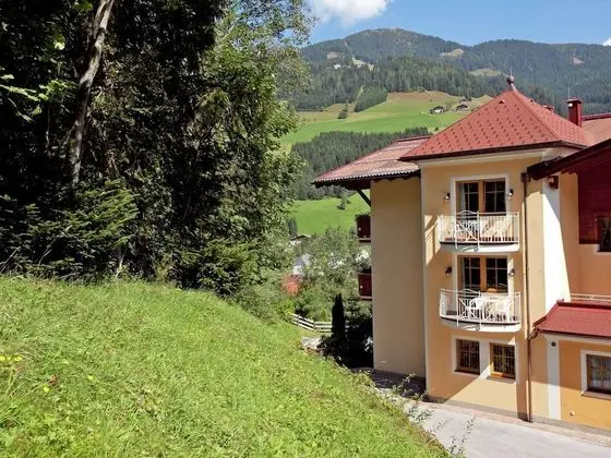 Fancy Apartment in Kleinarl With Sauna, Solarium & Playroom - Dış Mekan