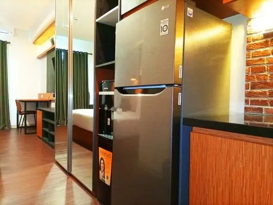 Fancy And Comfortable Studio At Mataram City Apartment - Mutfak