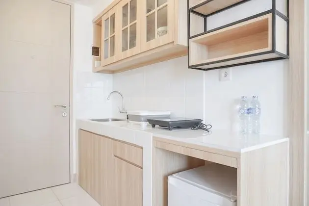 Fancy Designed Studio Room At Tokyo Riverside Pik 2 Apartment - Mutfak