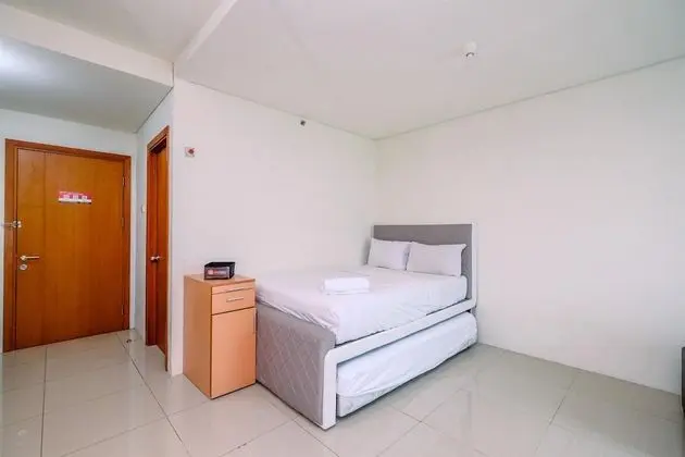 Fancy And Nice Studio Apartment At Woodland Park Residence