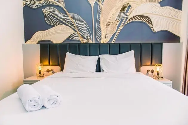 Fancy And Nice Studio At Gold Coast Apartment - Oda