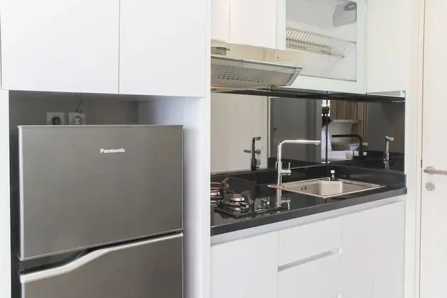Fancy And Nice Studio @ Springlake Summarecon Bekasi Apartment - Mutfak