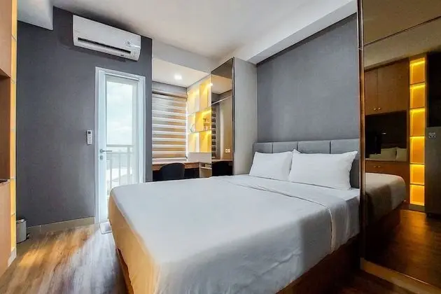 Fancy And Nice Style Studio Room Apartment At B Residence