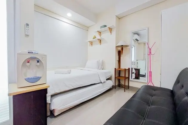 Fancy And Strategic Studio Apartment At B Residence